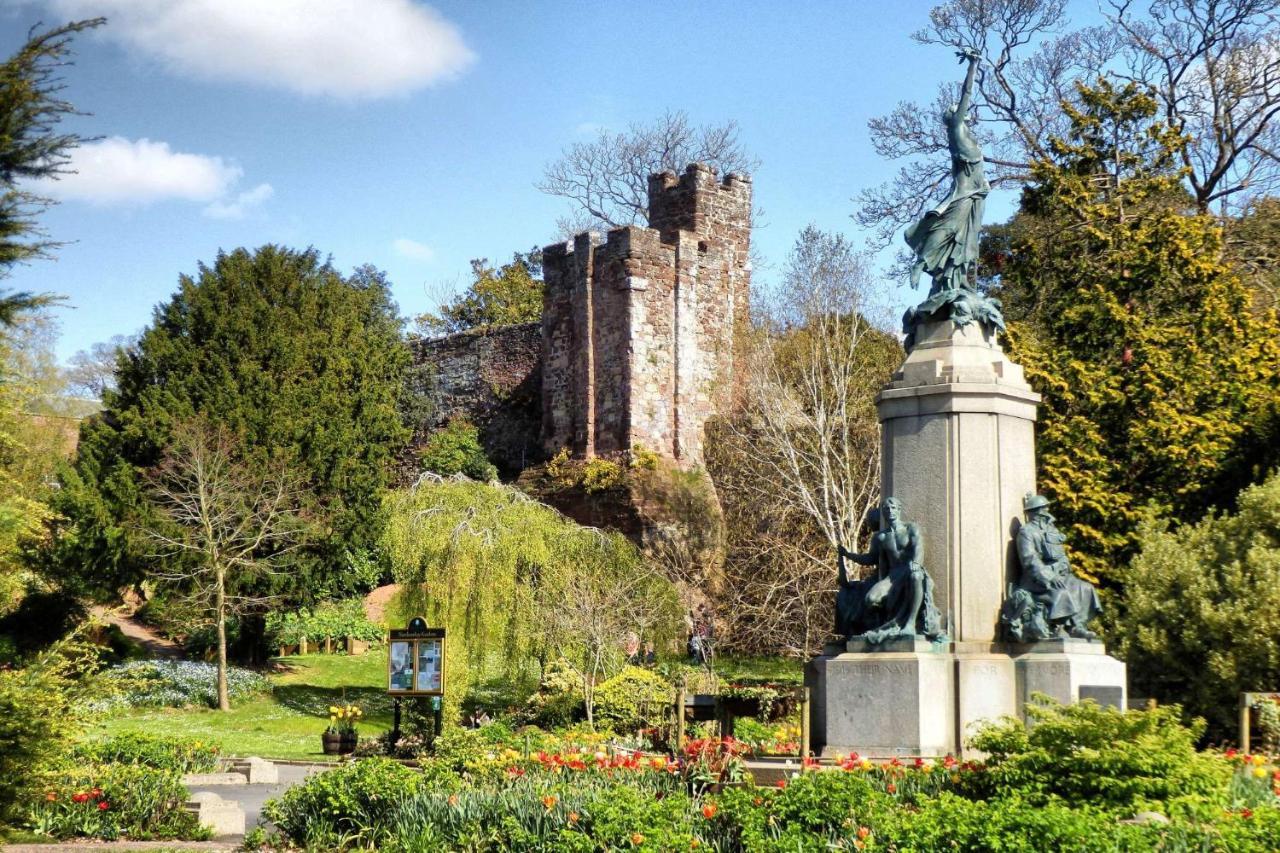 Half Price Offer - Exeter City Apartment Eksteriør billede